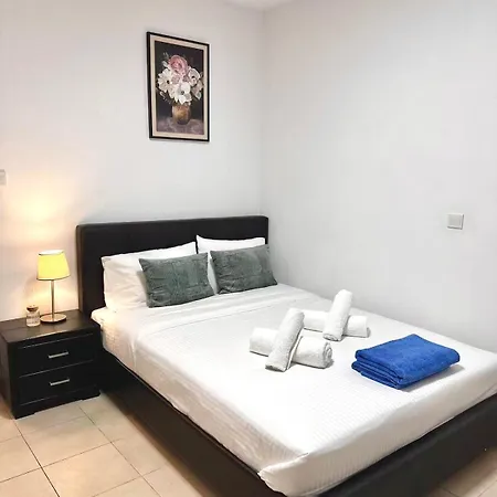 Arithea Hidden Seaside Heritage 2br
