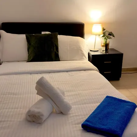Arithea Hidden Seaside Heritage 2br Paphos